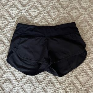 Lululemon shorts size 4